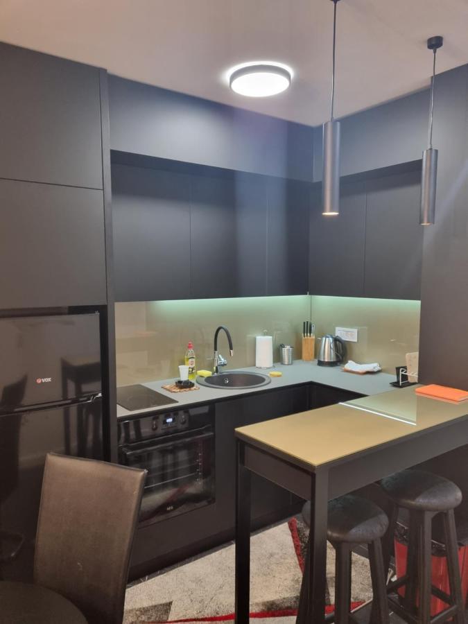 Апартамент One Bedroom In Center *