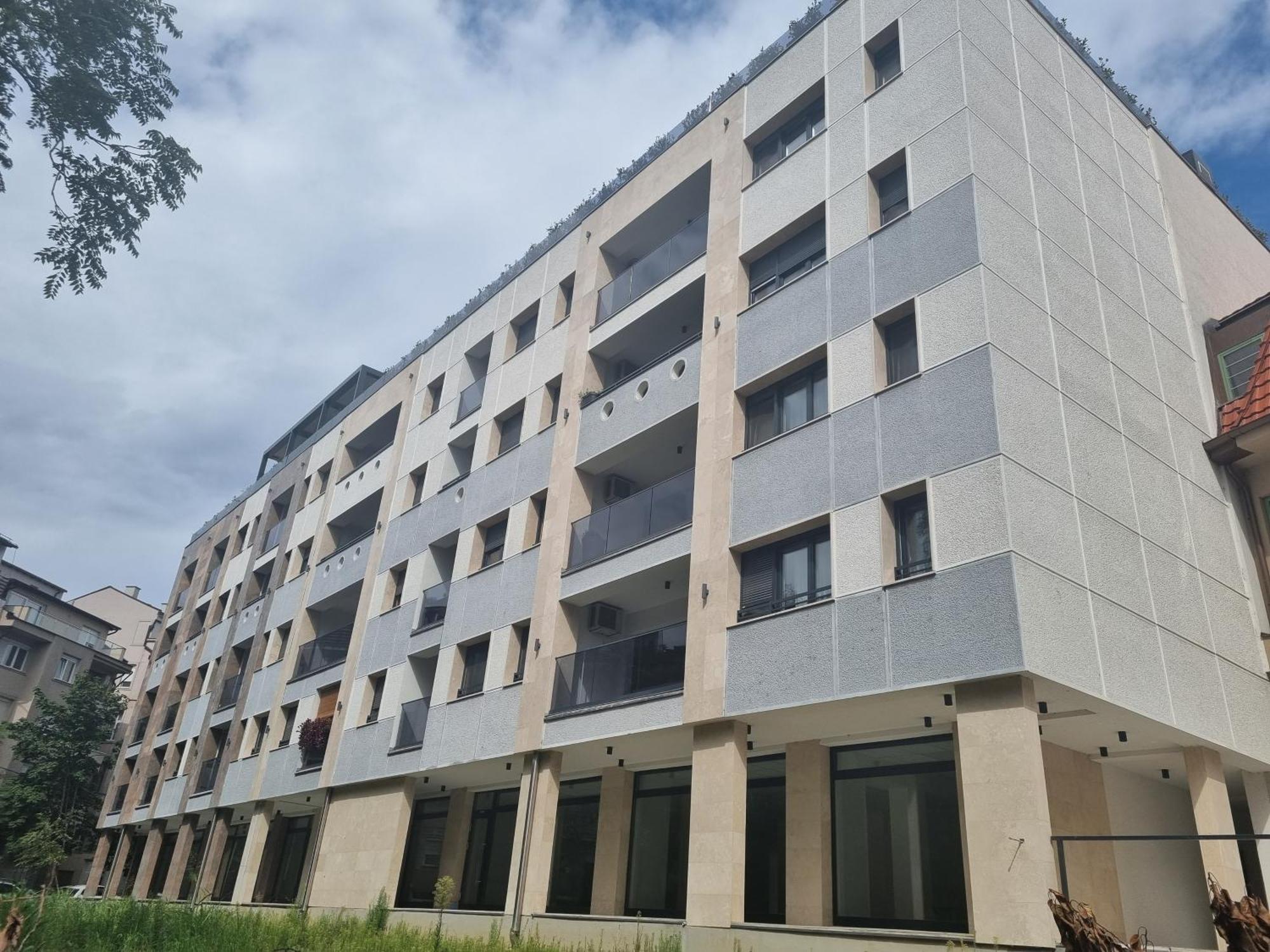 One Bedroom In Center Апартамент *